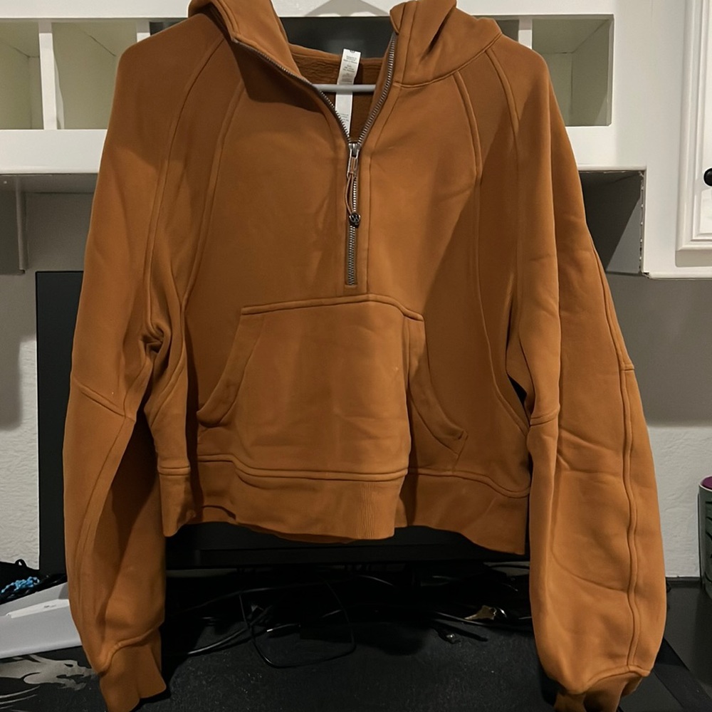 Scuba sweater